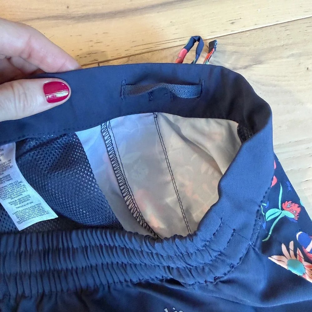 Columbia Sandy Shores Board Shorts Navy Floral Butterfly Girls Size M 10/12 - Picture 7 of 7